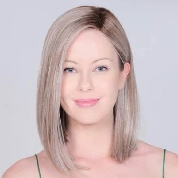 NEW Belle Tress Alpha Blend Wig Tres Leches Blonde! Beautiful Long Bob - Picture 4 of 8